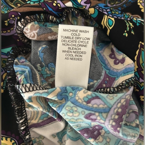 AVENUE Paisley Print Blouse with 3/4 Sleeves and Tie Neckline size 18/20 EUC - Picture 8 of 8